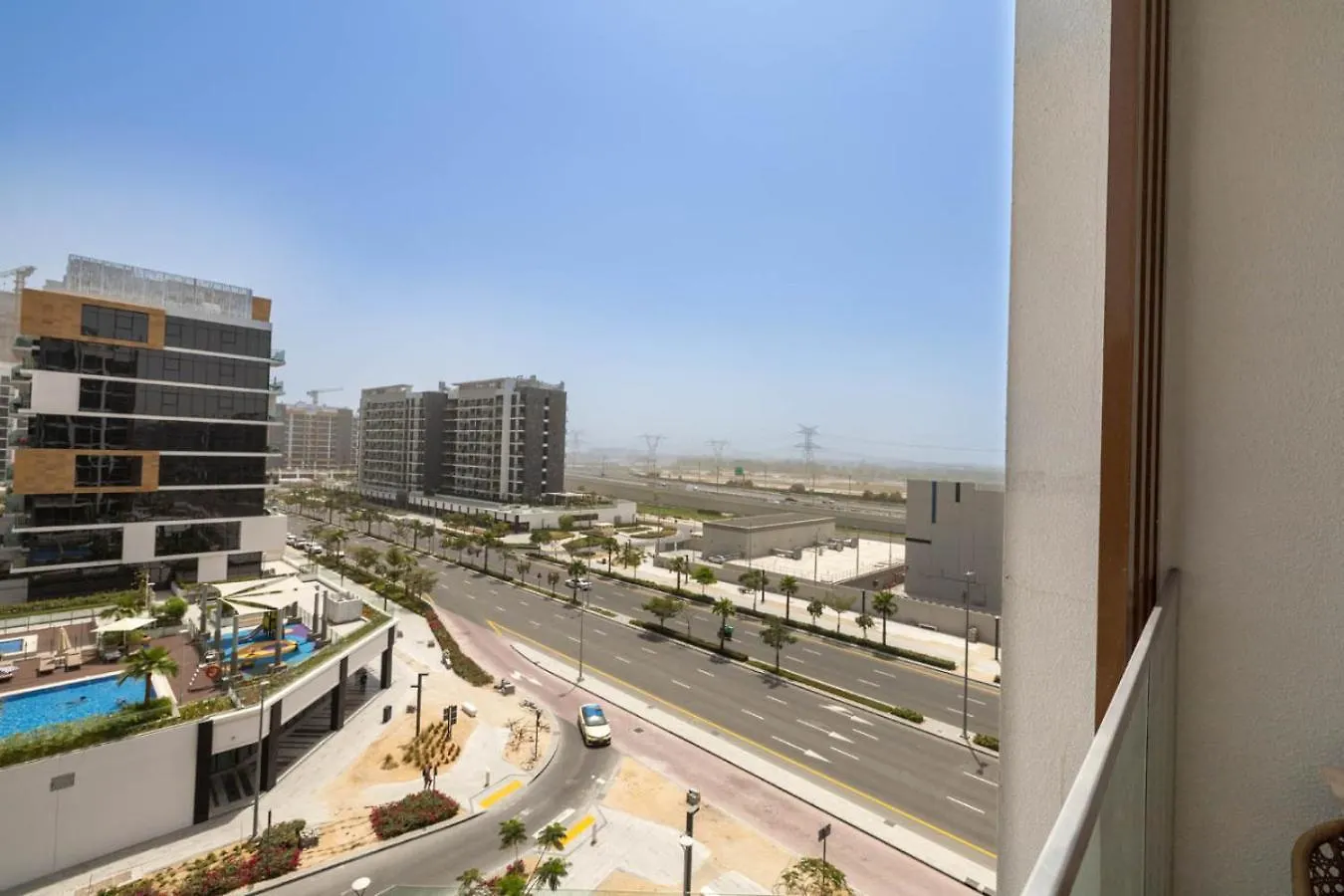 New Cozy Studio With Pool And Gym In Quiet Community Dubái 0*,  Emiratos Árabes Unidos